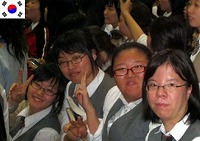 ■台湾女子高生　ＶＳ　韓国女子高生