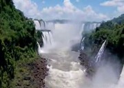 南米イグアズの滝